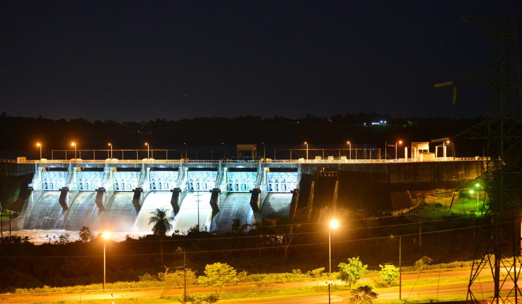 Acaray, fuentes hidroeléctricas en Paraguay
