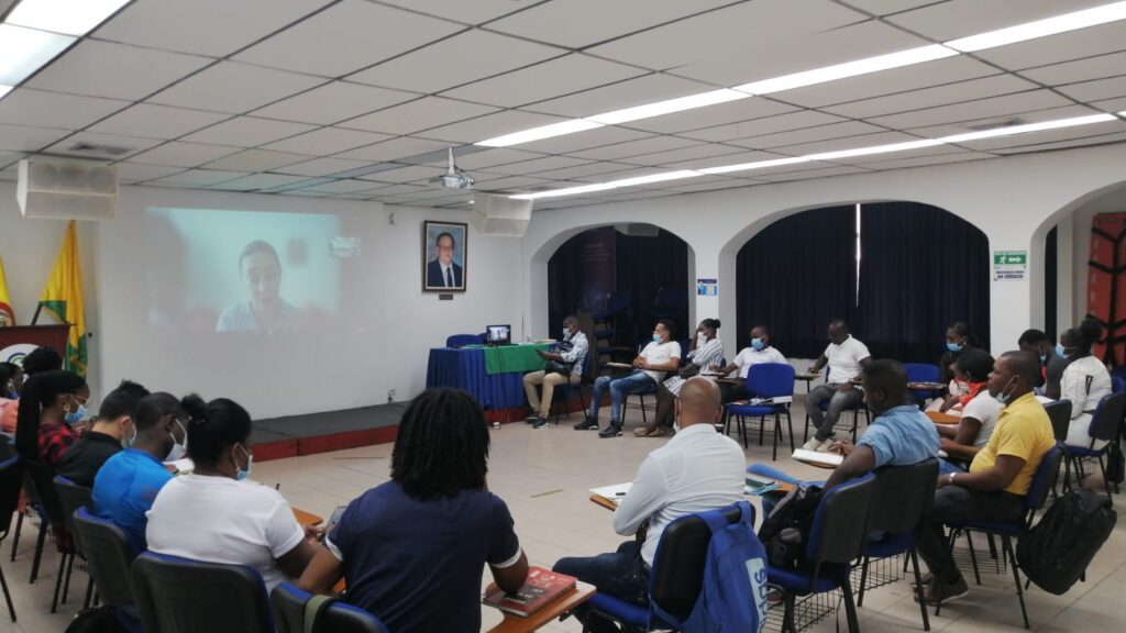 Workshop participants in the final session. Buenaventura, Valle del Cauca.