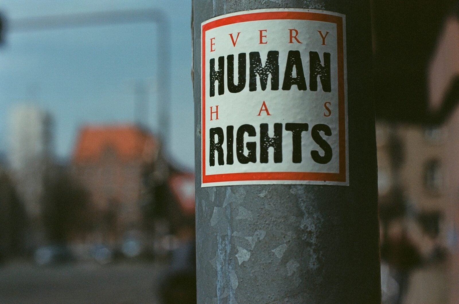 Sing: Every human has rights
Photo by Markus Spiske on Unsplash