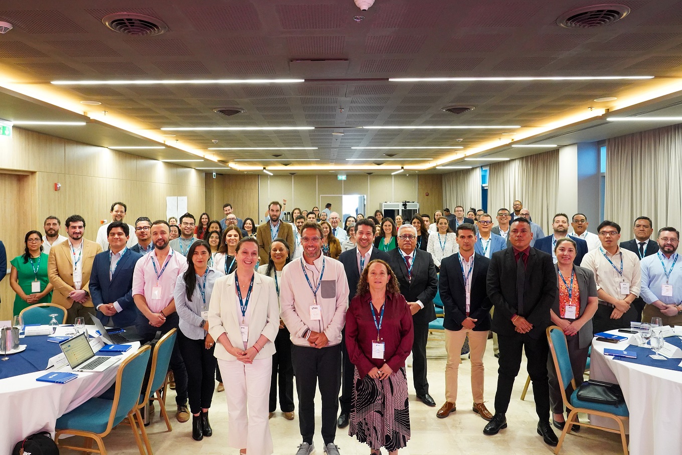 Asistentes al diágolo regional de políticas sobre licenciamiento y fiscalización, 2025